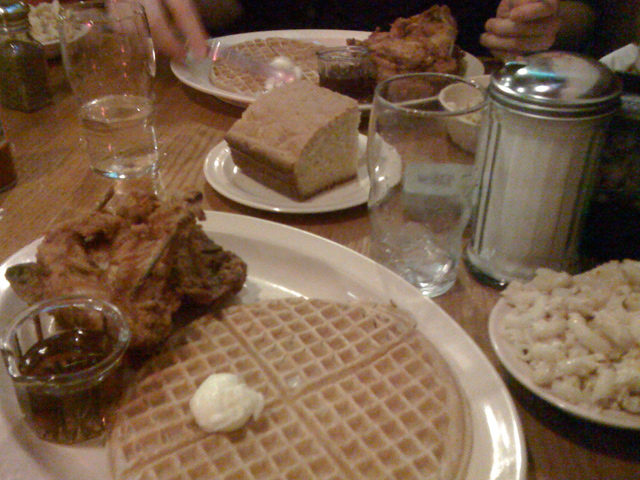 roscoe's chicken and waffles